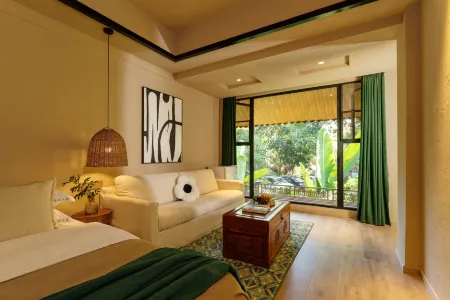 Xishuangbanna Jinghong Yuqiu Rain Forest System Hotel