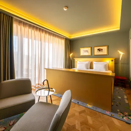 Art Legacy Hotel
