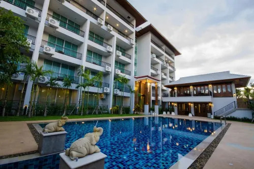 Khammon Lanna Resort Chiang Mai فنادق في سارافي