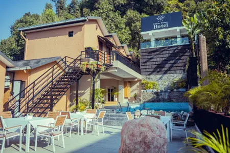 Pokhara Boutique Hotel