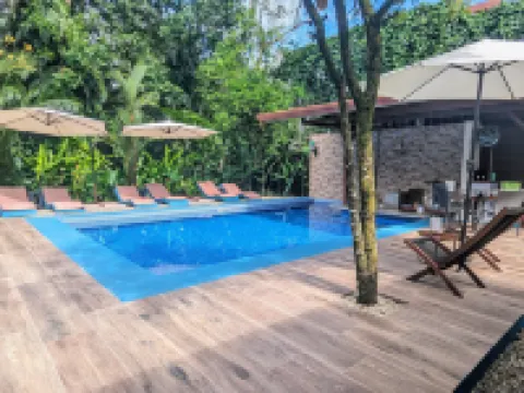 Jardín de Los Monos Hotels in Savegre