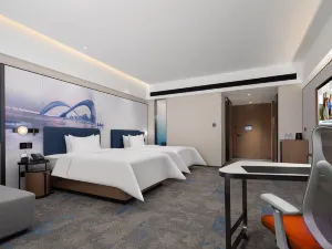 햄튼 바이 힐튼 타이위안 우이 광장