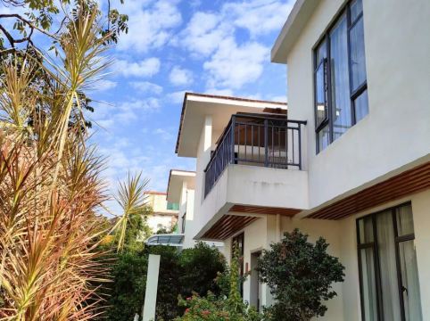 秋美•野奢温泉民宿