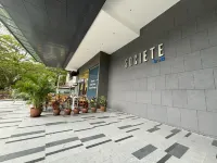 Societe Suites Hartamas by Bamboo Hospitality Hotel dekat AEON Mall Metro Prima