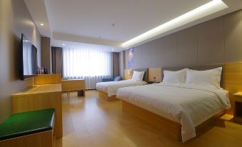 Huayi Collection Hotel (Binxian Jiefang Road)