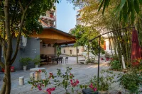 Yangshuo Xibian Bole Hotel (Xingping Ancient Town 20 yuan Scenic Area) Hotell i 