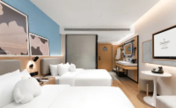 Country Inn & Suites by Radisson, Nanchang Tengwangge Wanshougong Subway Station Store Hotels near Tengwang Pavilion