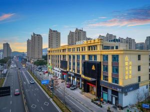 Taizhou Moke Hotel