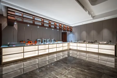 Fangcheng ZhongruiZhixuan Hotel