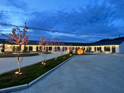 觀山壹號·寧謐庭院 famliy 親子度假民宿（本溪水洞店） 旱洞附近的飯店