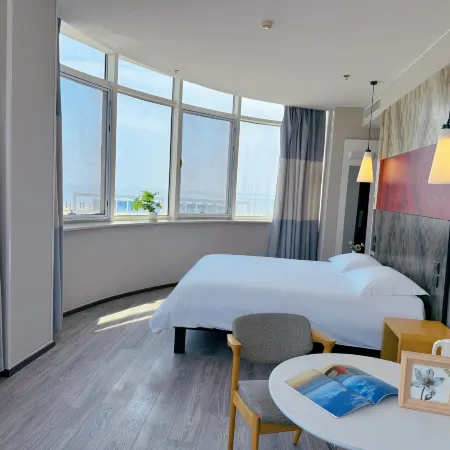 Jinbo Tan Sea View Hotel