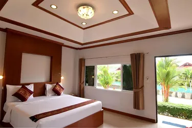 รูปภาพของPhuket Airport Villa