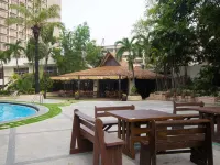 Century Park Hotel Hotels near The Pergola