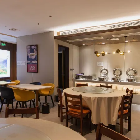 CHEERMAY Hotel (Shiyan Wanda Plaza)