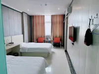 Xihua Rongyue Boutique Hotel - parking