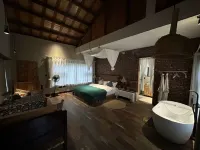 Guqiao Chinese Inn Hotels in Qingchuan