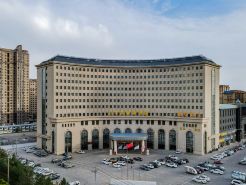 Merlinhod Zhonghua Hotel (Xilinhot Railway Station)