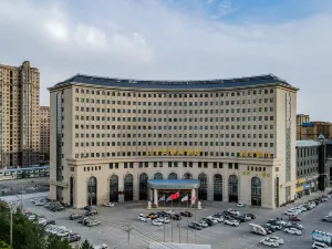 Merlinhod Zhonghua Hotel (Xilinhot Railway Station)
