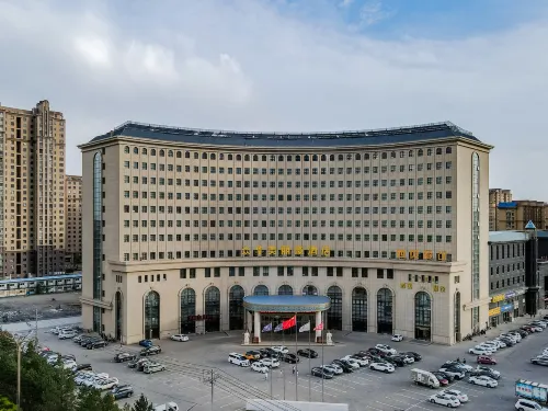Merlinhod Zhonghua Hotel (Xilinhot Railway Station)