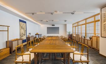 Bo Man Rui Si Hotel