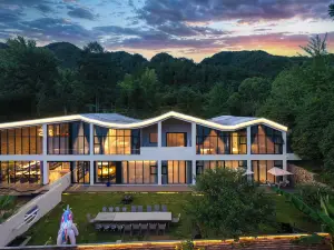 Guan Cen Hotel
