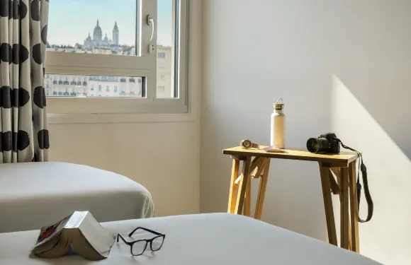 巴黎東站蘭登城堡宜必思尚品酒店