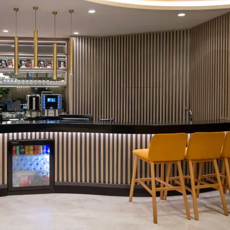 Hampton by Hilton Istanbul Merter Отели рядом с достопримечательностью «Станция метро Otogar»