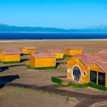 Yilai Elaine · Hechuan Yunjin Wild Luxury Camp