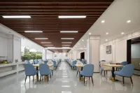 Jemnai Huashang International Hotel Hotels in Jeminay