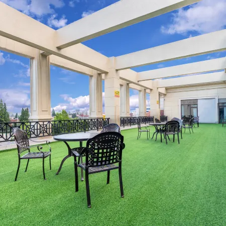Tianfan Yuege Hotel (Yancheng Wantai Times City Dayang Nongmin Street Branch)