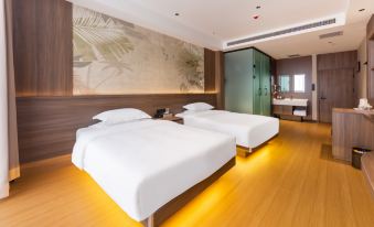 Zhiyun Hotel (Xilinhot Danxi Expressway)