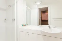 The Henry Jones Art Hotel Hotels in Bellerive