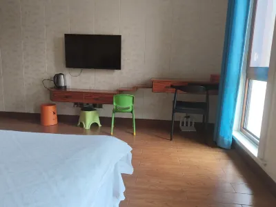 Tonglu Tianzidi Riverside B&B Hotels in Tianzidi Scenic Area