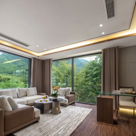 Cloud End Tingyue Vacation Villa