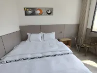 Guangshan Yijiaqin Homestay (Guangshan Bus Station) Hotels in Guangshan