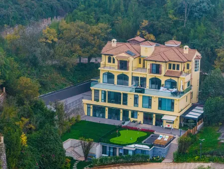 Yixiu Yijing Yishengyuan · Golf Villa (Yangzonghai Tourism Resort)