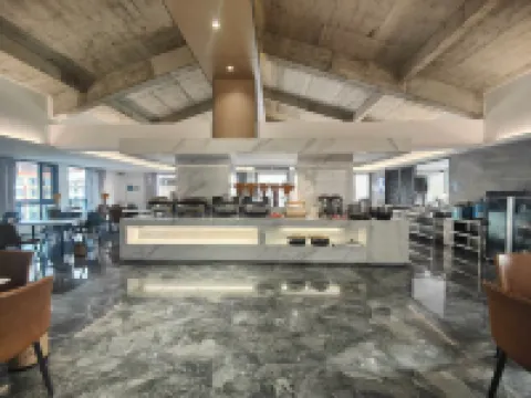 hi Shang Xi Hotel Hotels in Lianghe