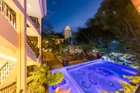 T12 Fuju Leisure Resort Hotel (Xingguang Night Market Branch, Jinghong Gaozhuang, Xishuangbanna) - piscina