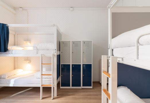 2. 더 센트럴 하우..