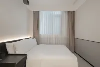 Suisse Place Hotel Beijing Tiananmen Wangfujing Hotels near Jingshan Park