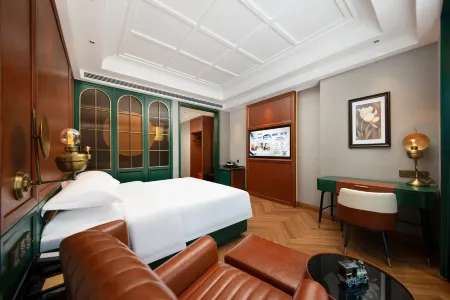 James Joyce ELITE Hotel (Shangqiu Wanda Plaza Jianye Headquarters Port) Отели рядом с достопримечательностью «Shangqiu Polytechnic (Shenhuo Avenue)»