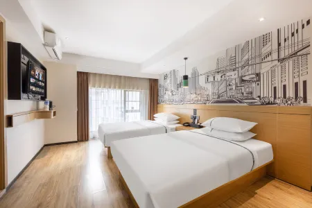 Zhiying Star Travel Selection Hotel (Yide Road Subway Station) Отели рядом с достопримечательностью «Laodian Museum»