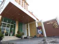 Convenient Grand Plus Hotel Suvarnabhumi Hotels in Bang Sao Thong