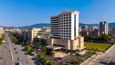 Jiao Tong Hotel Các khách sạn ở Tân Phong