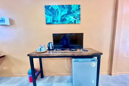 Koon Hom Apartment Отели в г. Ban Dung