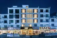 The Nest 1219(West Street)