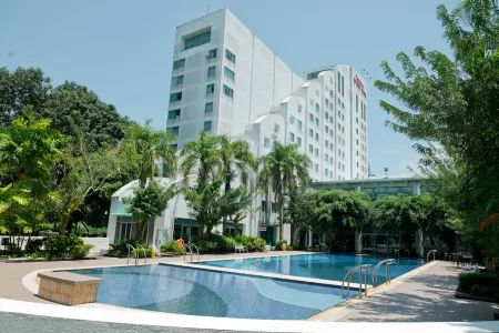 Parkcity Everly Hotel Bintulu Отели в г. Bintulu Division