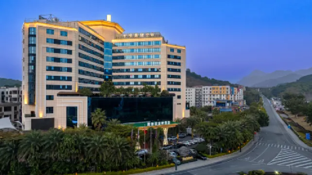 YIQUANWAN HOT SPRING Hotel berhampiran Ecological Garden