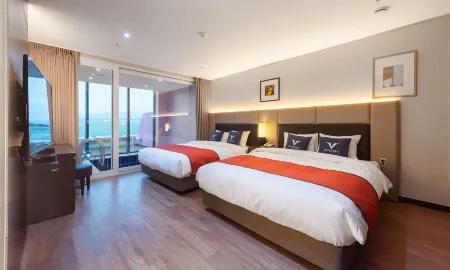 Venezia Hotel and Resort