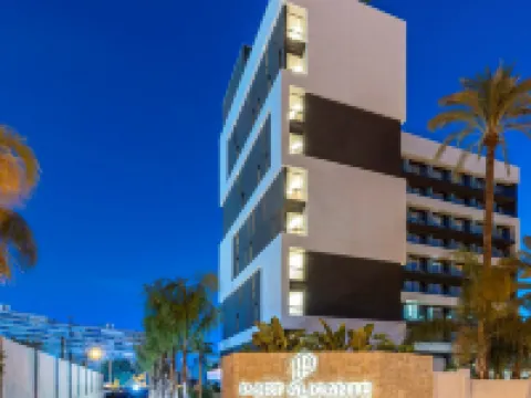 ホテル ポート アリカンテ シティ & ビーチ コスタ・ブランカ周辺のホテル